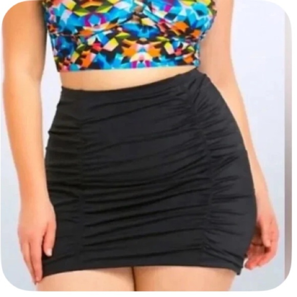 Torrid 3x Black Ruched Swim Skirt